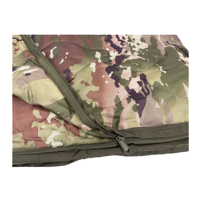 Multicam Poncho Liner with Zipper - Includes Carry Case