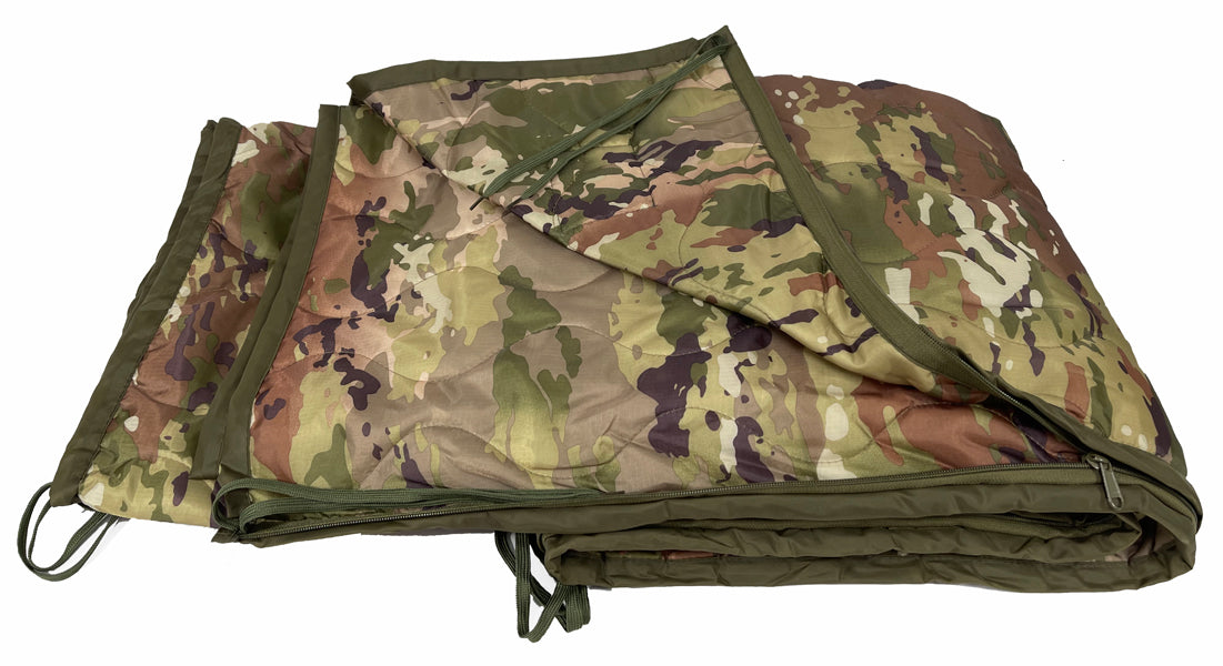Multicam Poncho Liner w/Zipper - Includes Carry Case