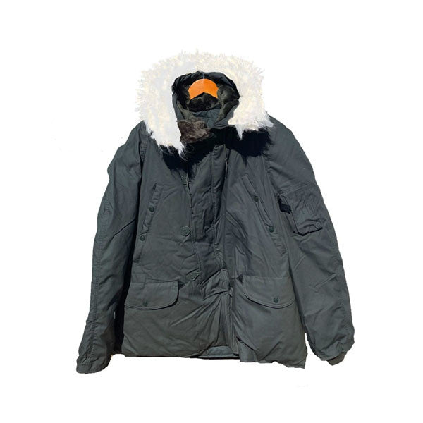 Extreme Cold Weather Parka. Outer shell of the jacket is made of 80% cotton and 20% nylon