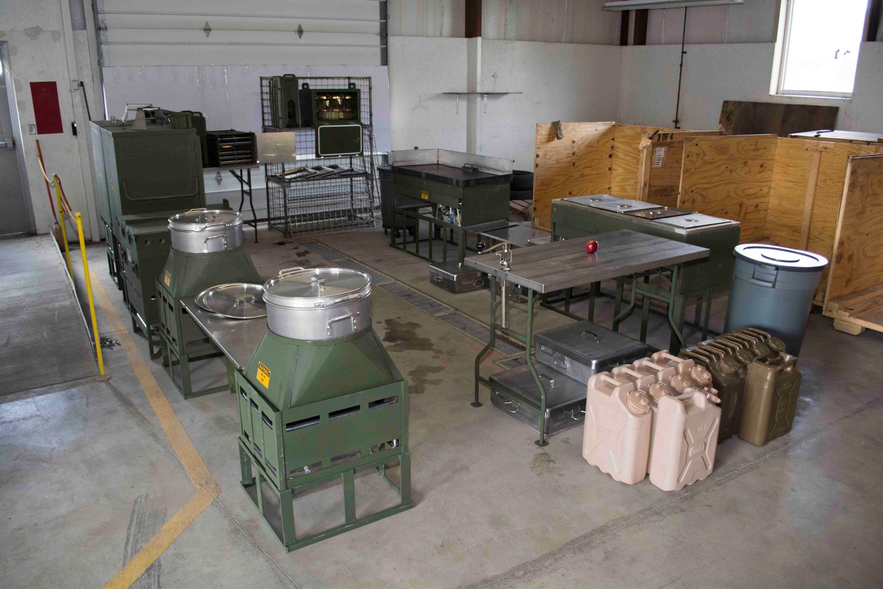 Field Kitchen, Trailer-Mounted (M1948 or M1937 styles) - New